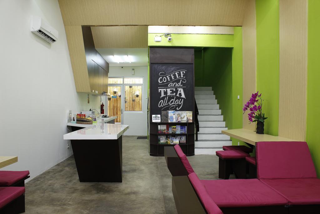 Teduh Hostel Kota Tua จาการ์ตา ภายนอก รูปภาพ